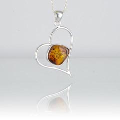 Pierre d’Ambre - Pendentif coeur Ambre cognac et argent 925e